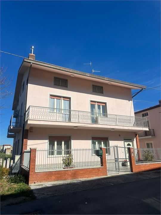 Villa Via Don Minzoni, Tornareccio