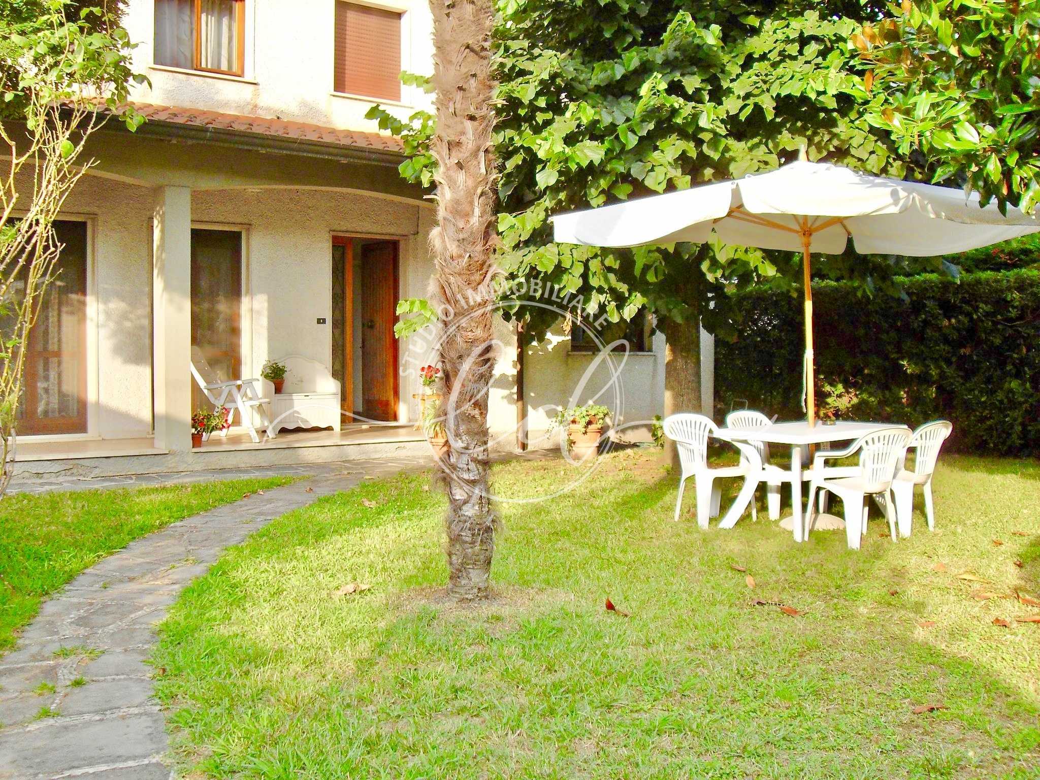 Appartamento Via Roma, Montignoso