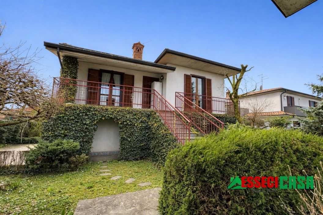 Villa Via ariberto, Arzago d'Adda