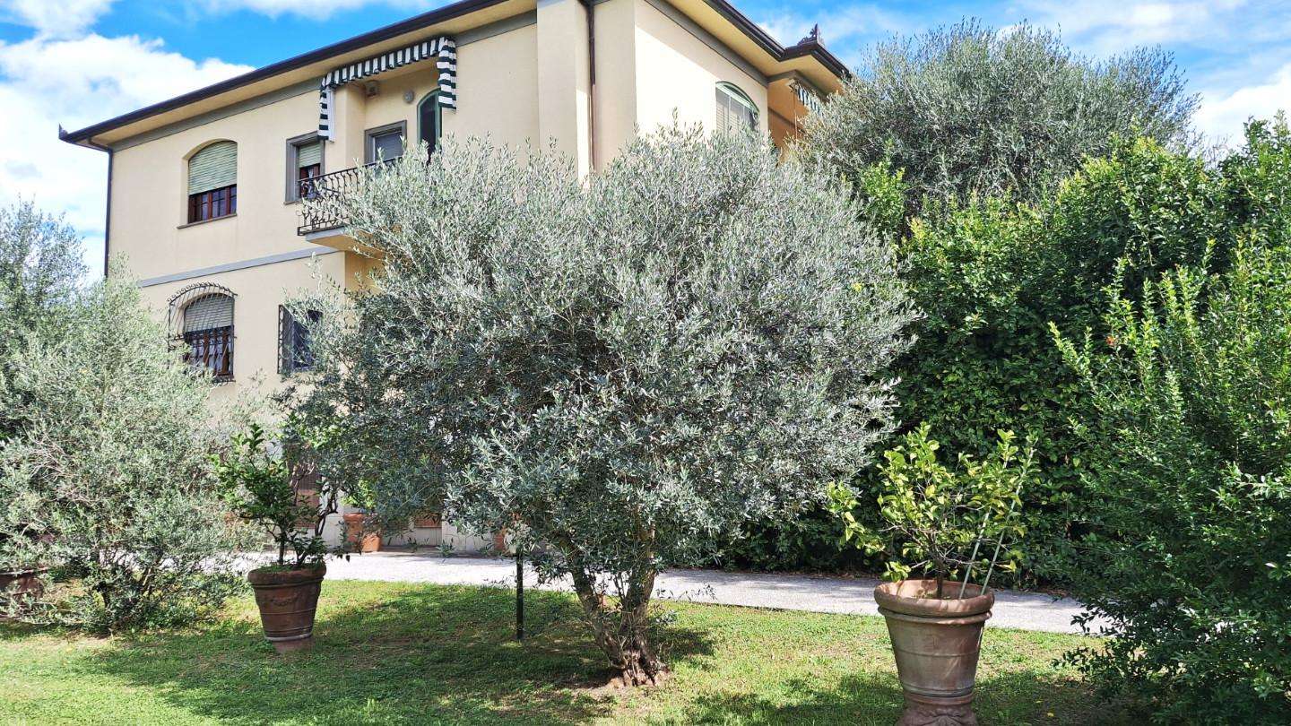 Villa, San Giuliano Terme