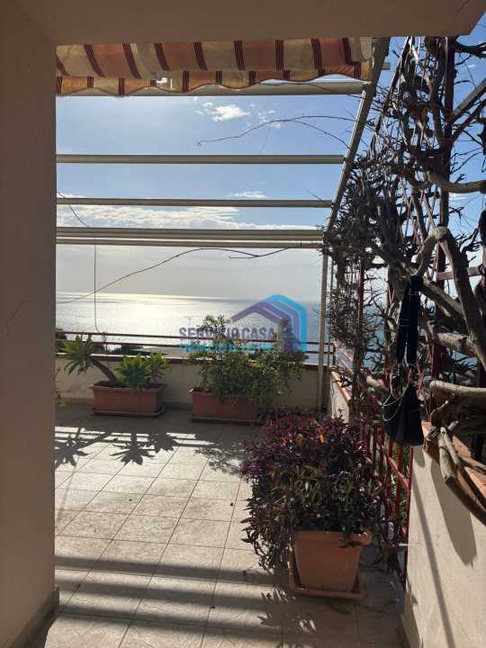 Casa Bi - Trifamiliare contrada Sillemi, Letojanni