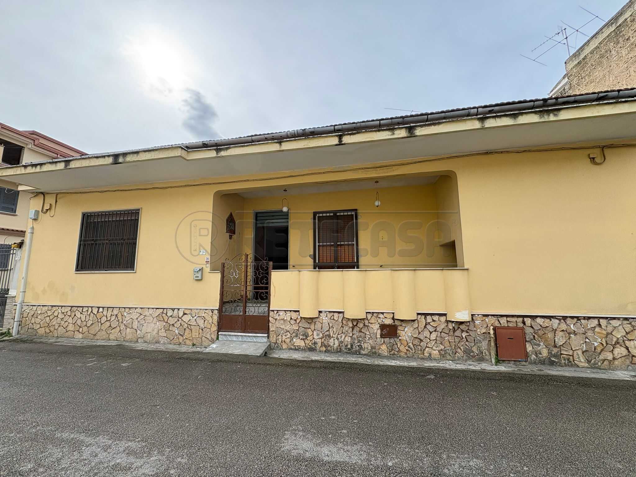 Porzione di casa Via Foggia, Marcianise