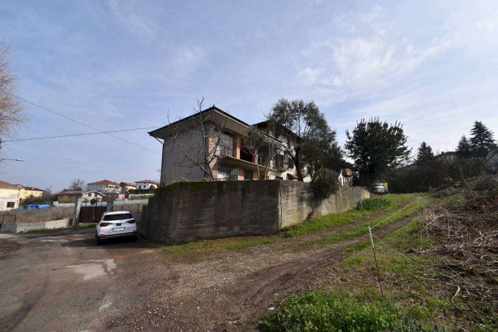 Rustico Via verguino, Isola d'Asti