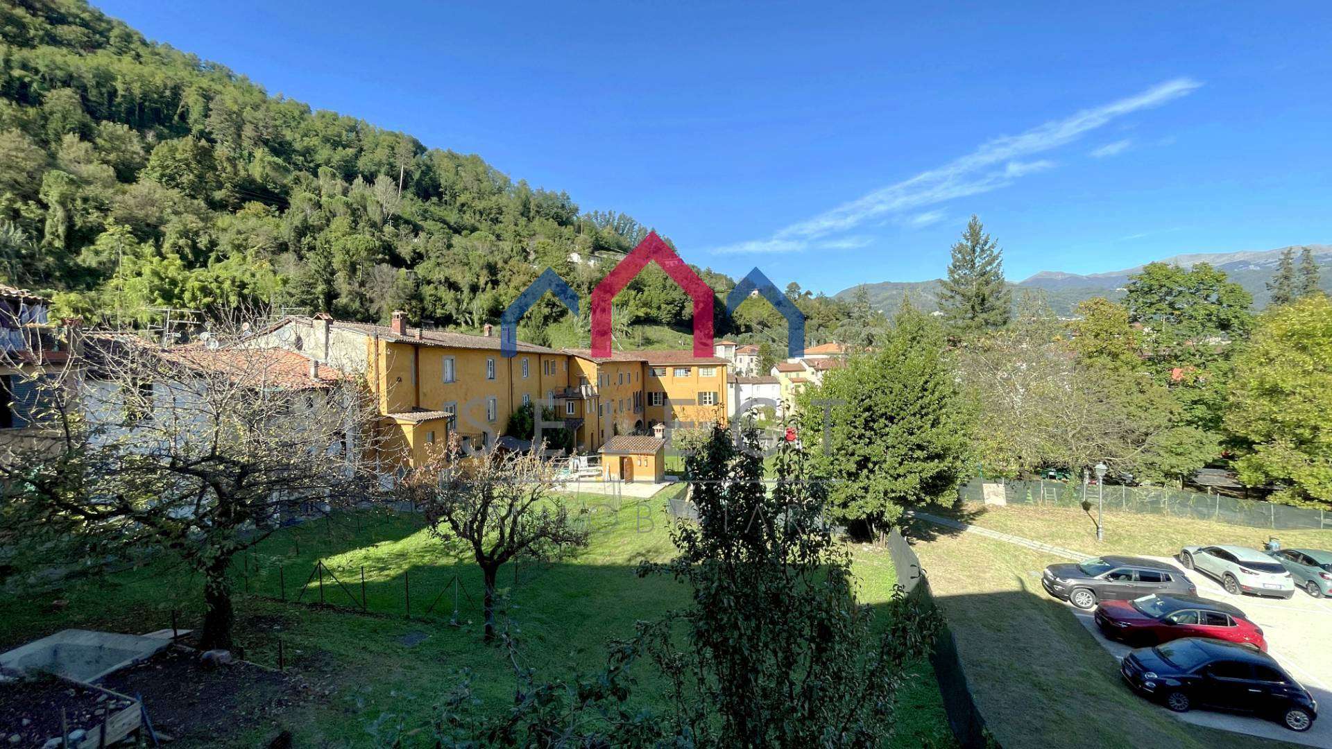 Casa Bi - Trifamiliare Via Eremo,, Gallicano
