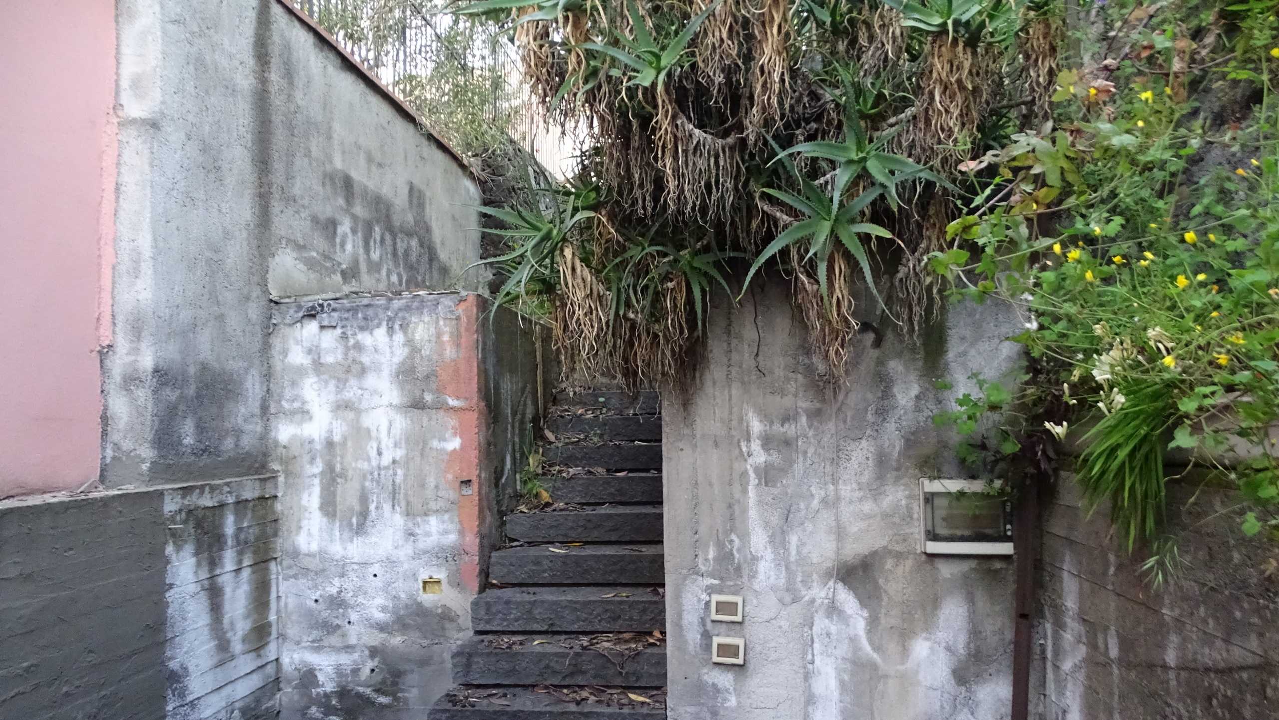 Casa indipendente Via Monte Grappa, Belpasso