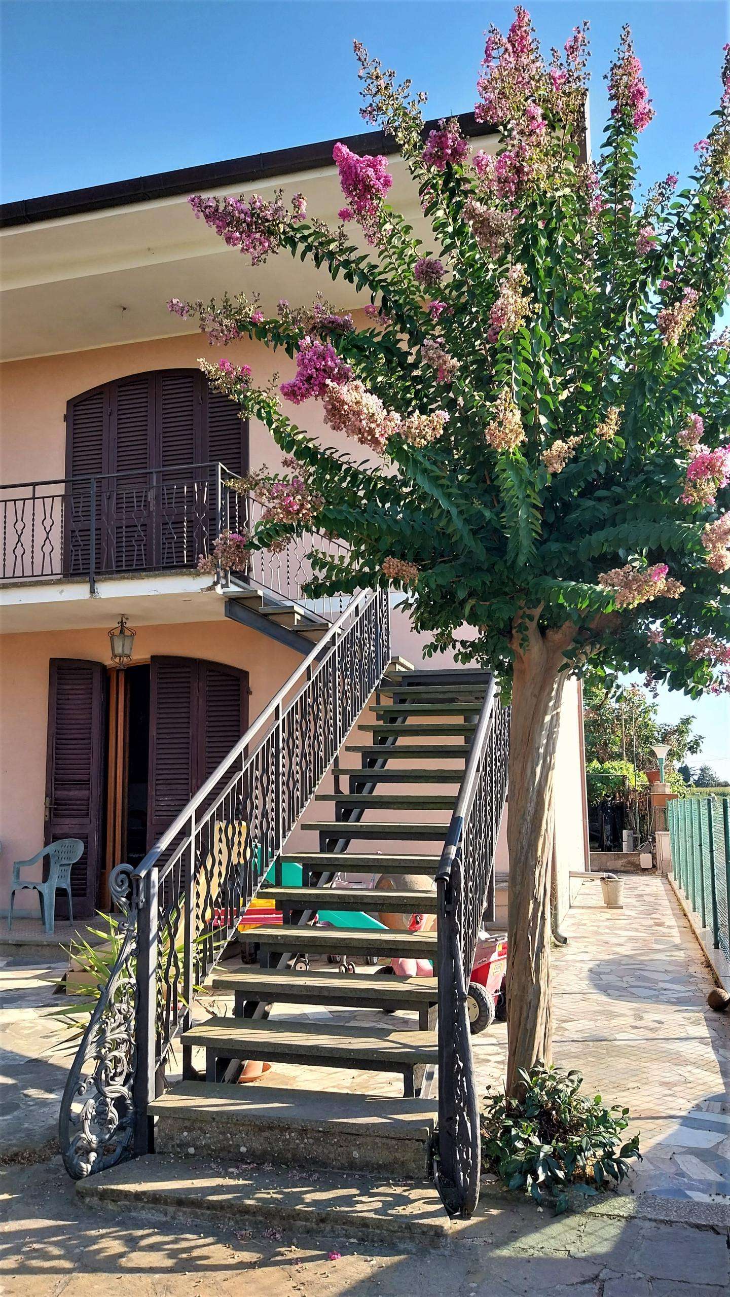 Villa V.Che Guevara Monastero,, San Giuliano Terme