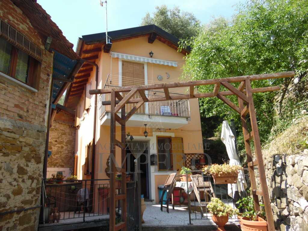 Porzione di casa Frazione Brunetti, Camporosso