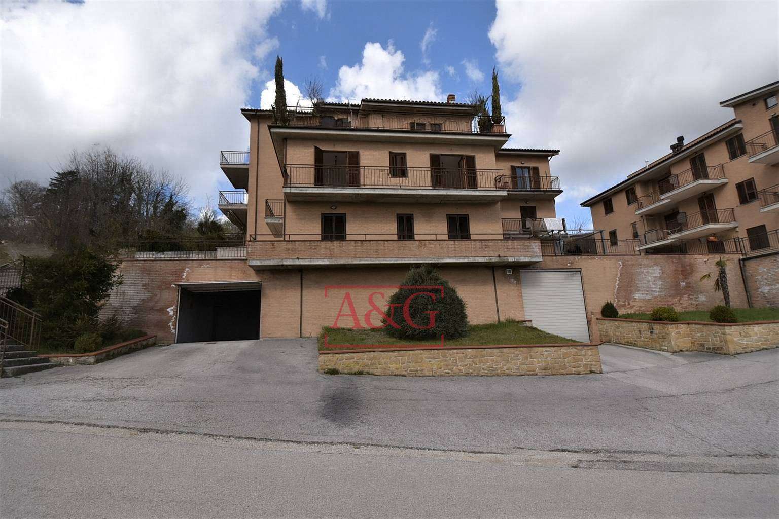 Appartamento Via G. Puccini12, Sarnano