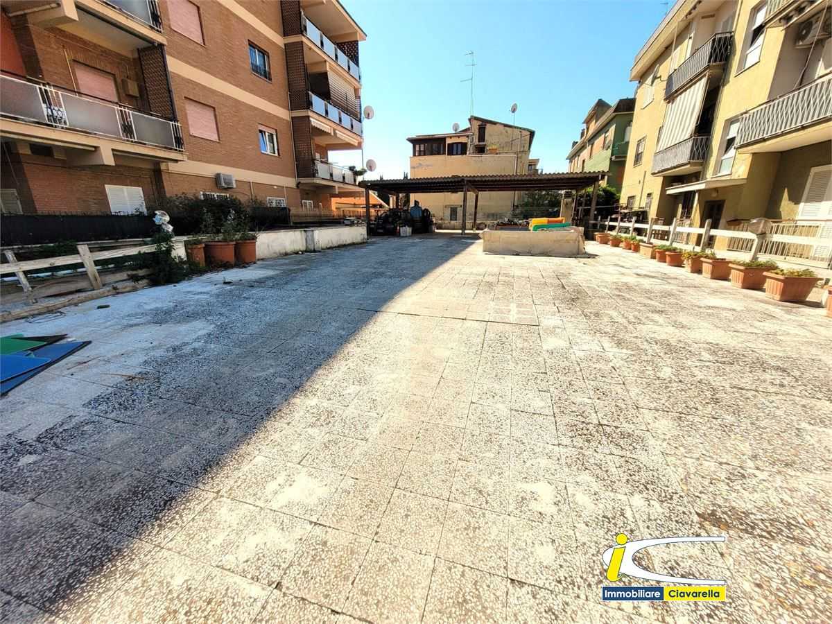 Magazzino - Deposito via pescara, Ladispoli