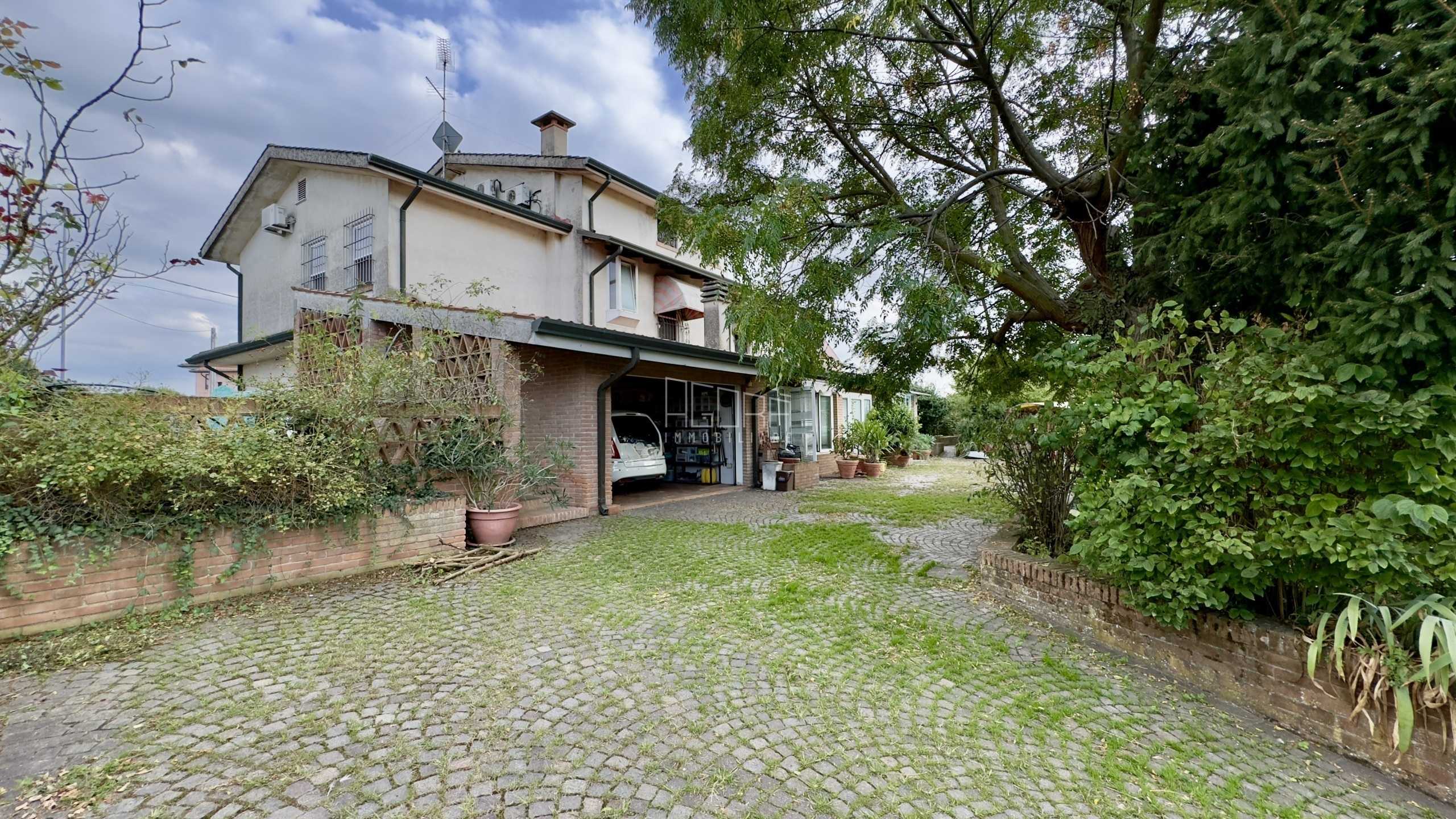 Casa indipendente Via Santa Lucia, Arquà Polesine
