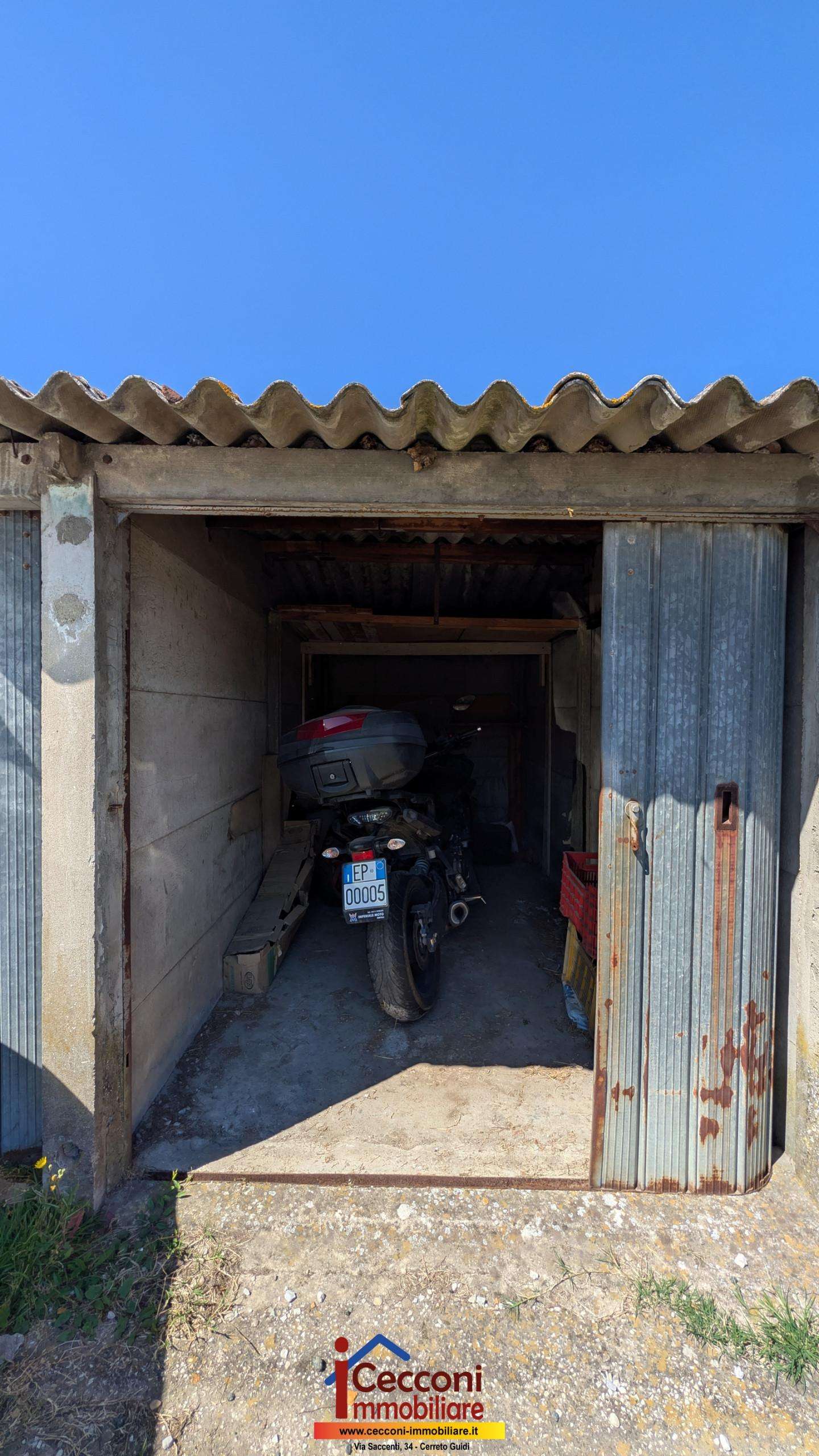 Box - Garage - Posto Auto Via dei Fossi,, Cerreto Guidi