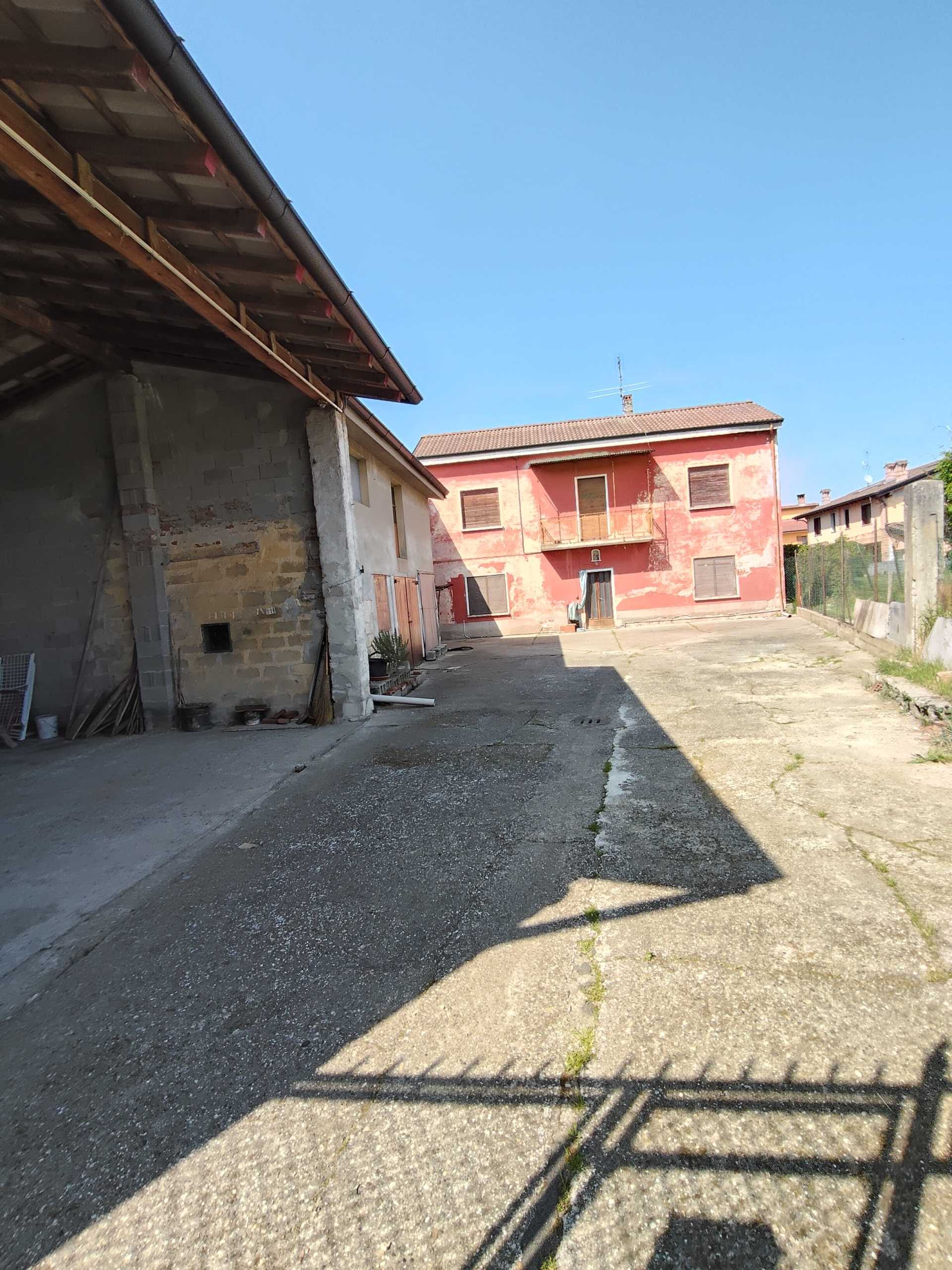 Casa indipendente Via Enrico Fermi, Pieve Porto Morone