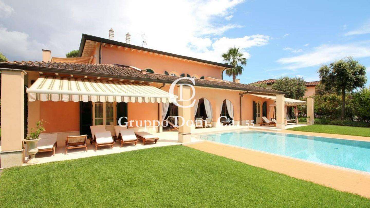 Villa Via Padre Ignazio da Carrara, A, Forte dei Marmi