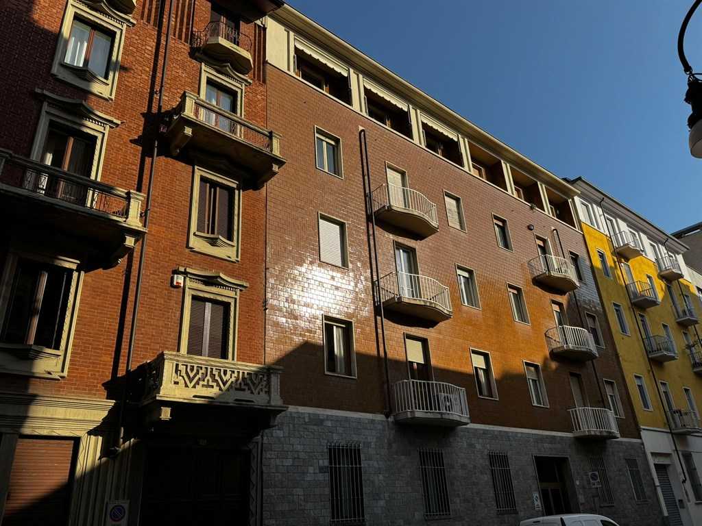 Ufficio, Torino