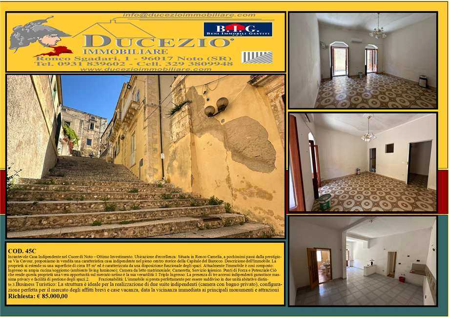 Villa Via Ronco Camelia, 4/5, Noto
