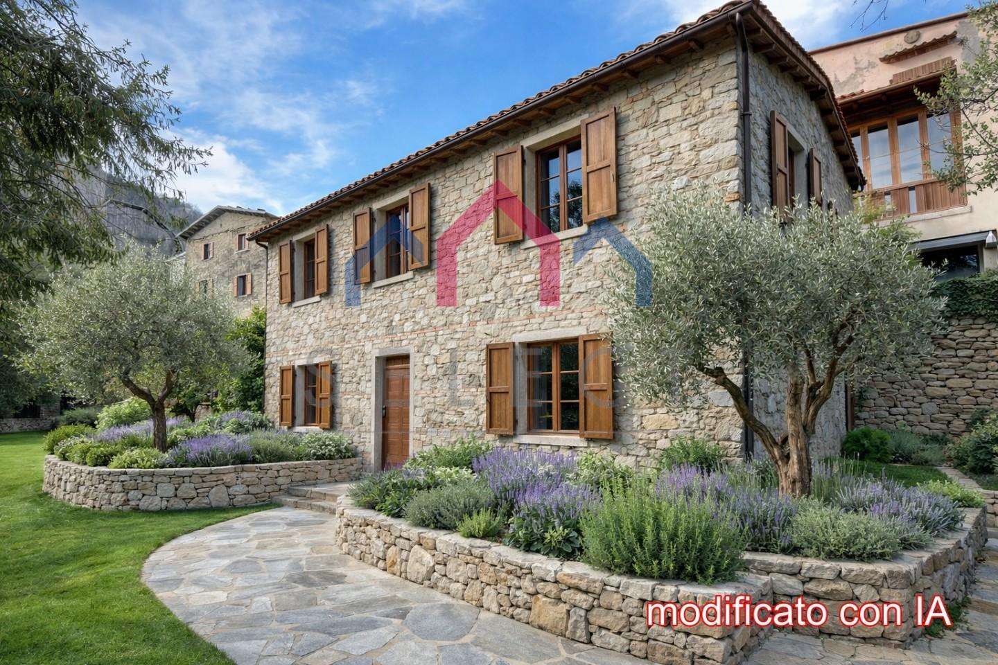 Rustico Via degli Archi,  14, Fabbriche di Vergemoli