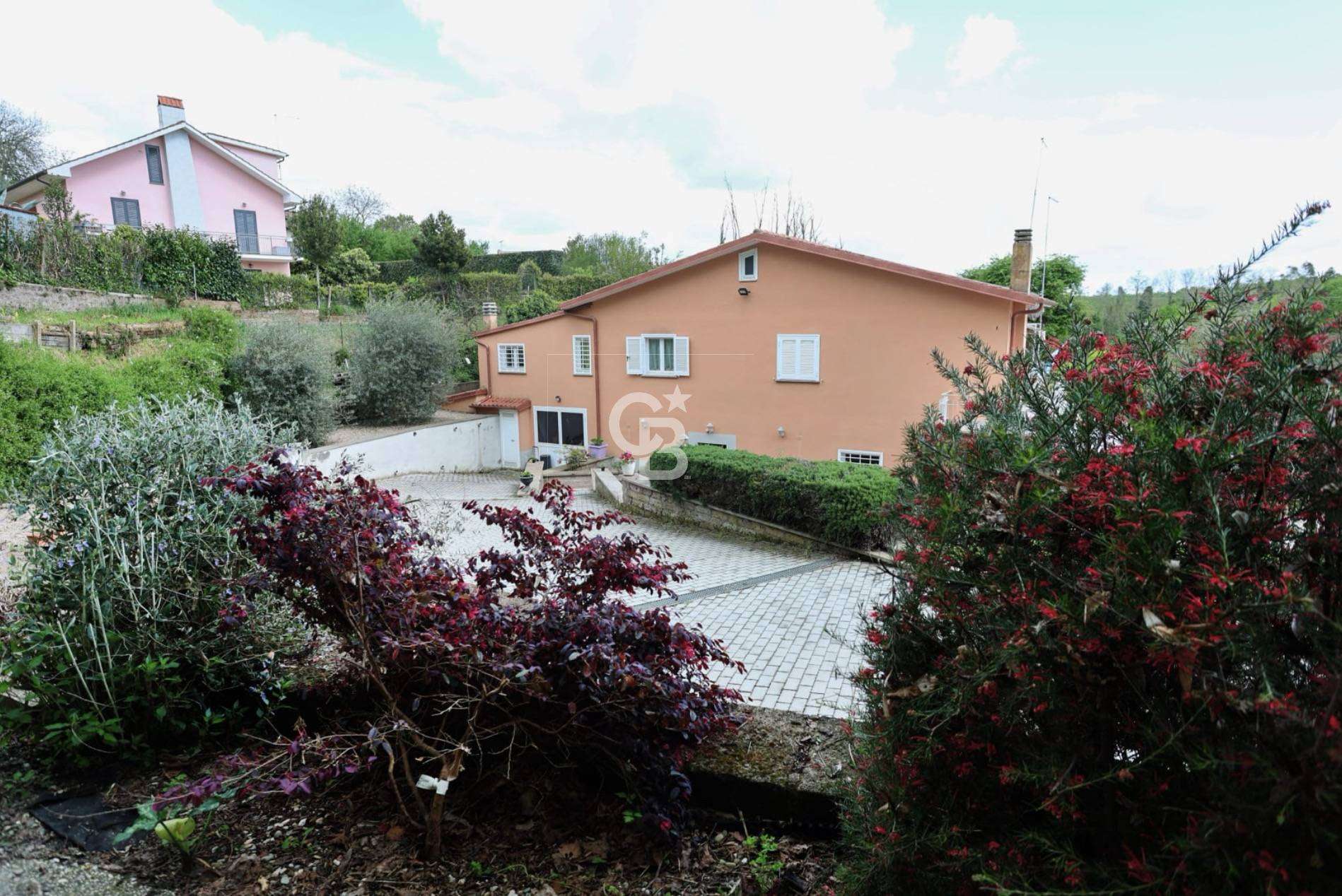 Villa Via Caprarola 54, Ronciglione