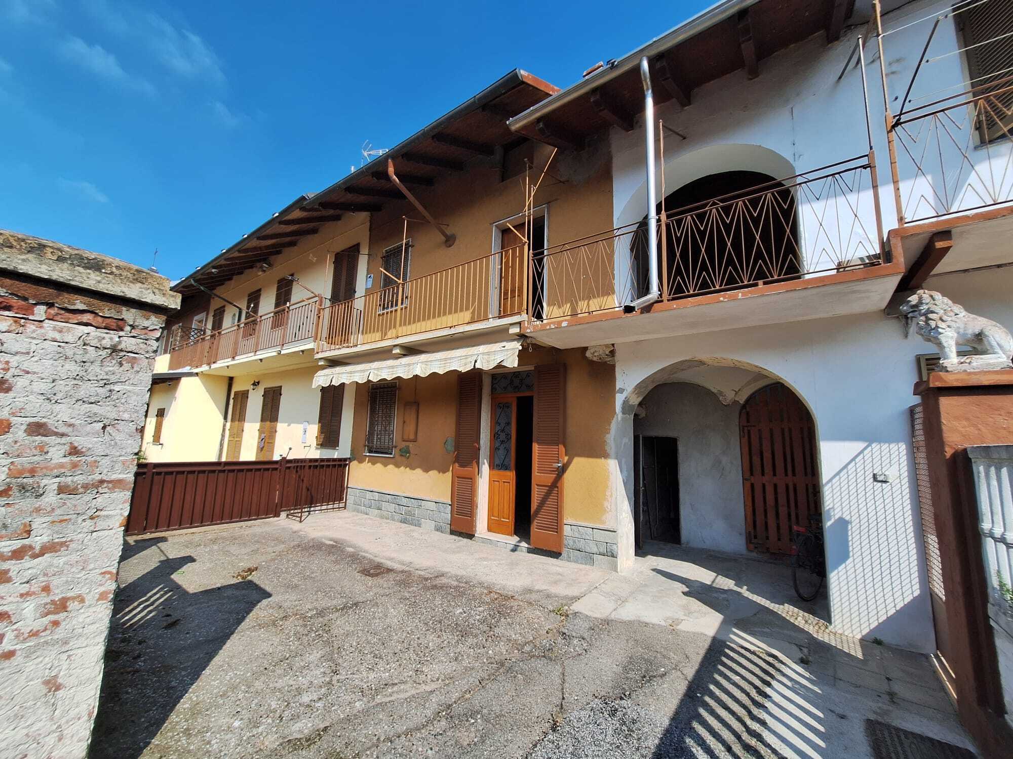 Casa indipendente Via Vittorio Veneto, Prarolo