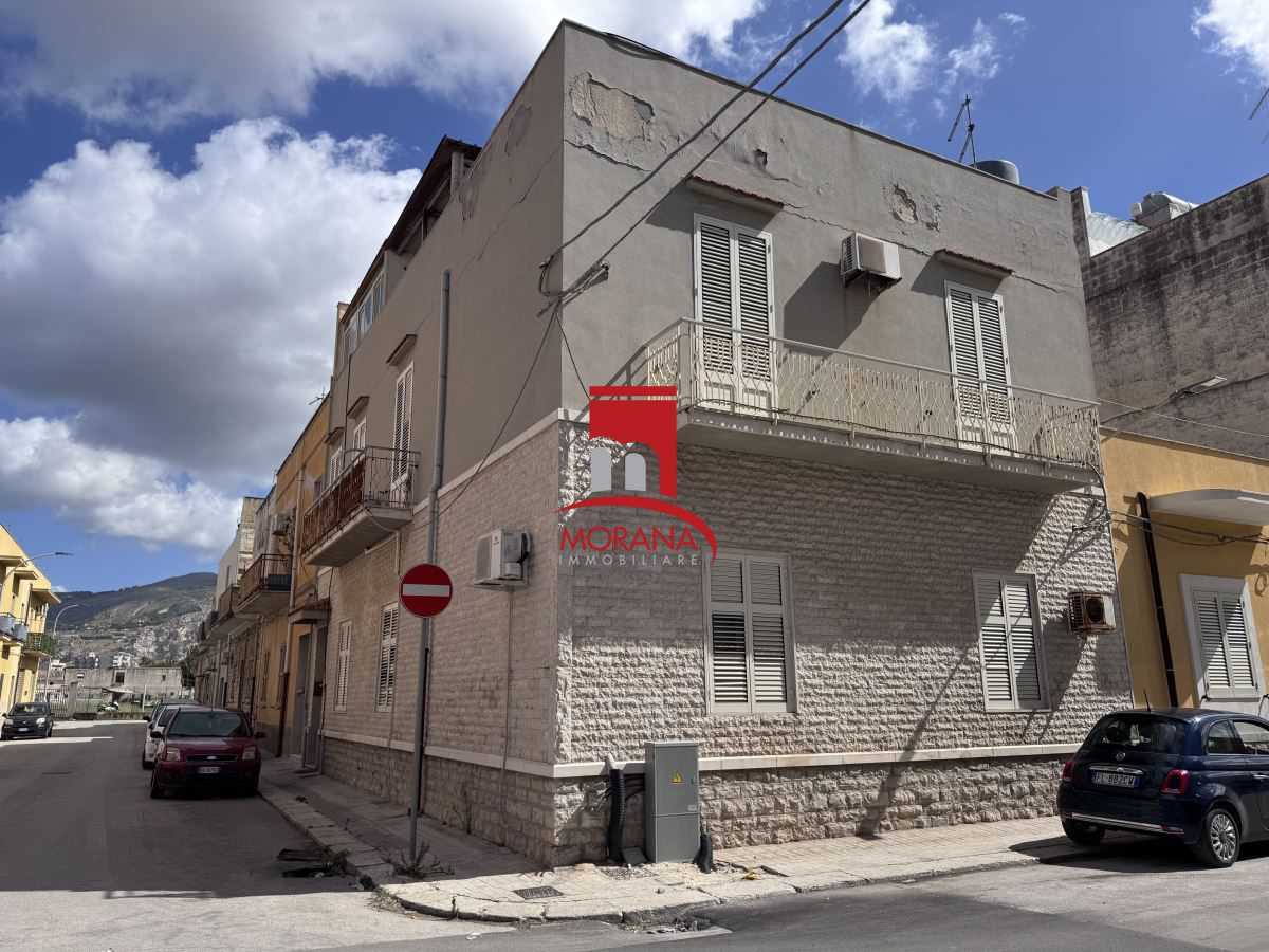 Casa indipendente Via Laureato Alestra, Trapani