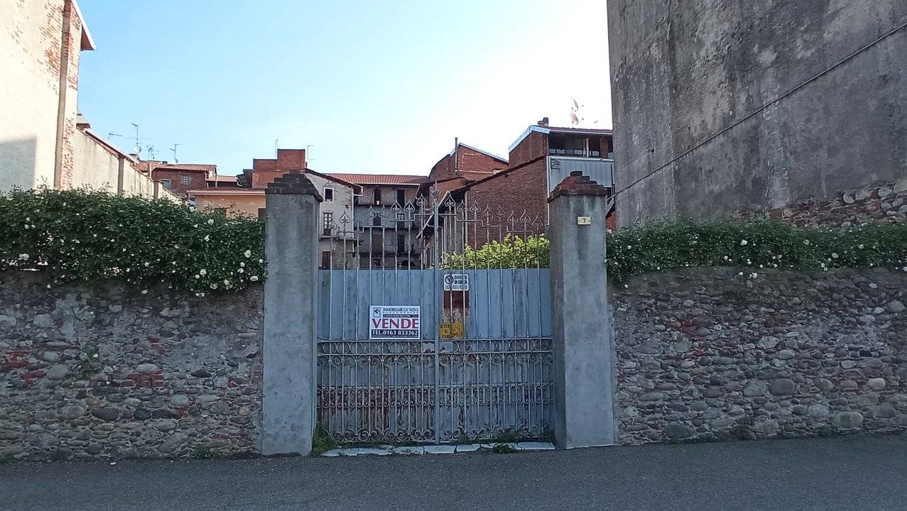 Rustico Via Pietro Agarla, Romagnano Sesia