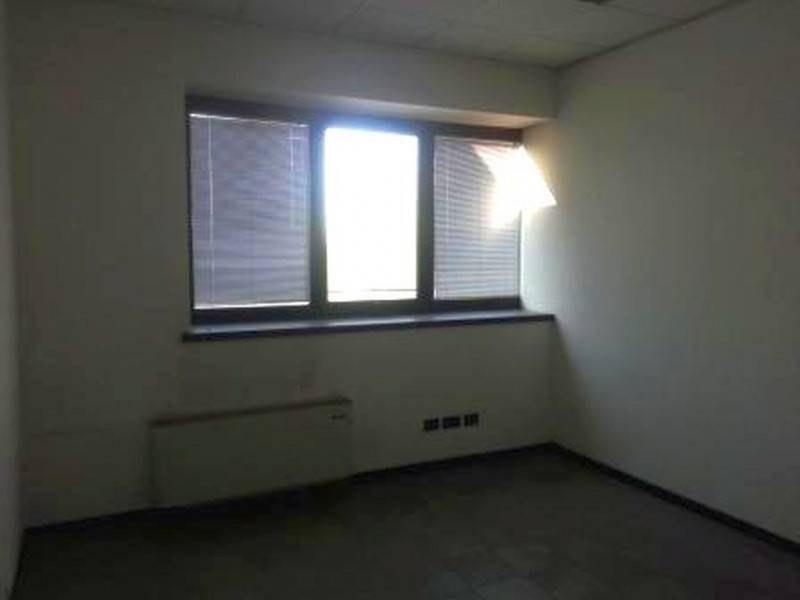 Ufficio Via delle Industrie, 4, Caponago
