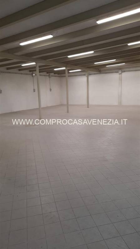 Capannone Via Alle Cave, Casale sul Sile