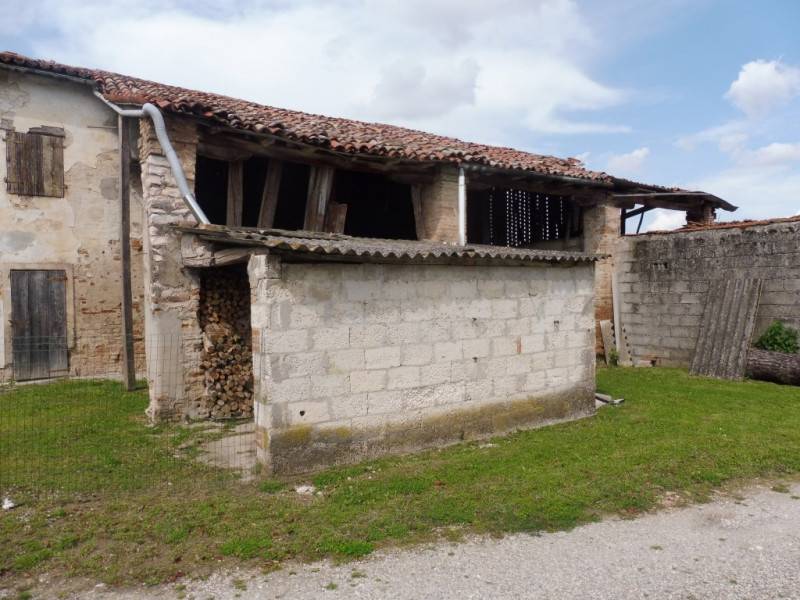 Rustico Via Fossona, Cervarese Santa Croce