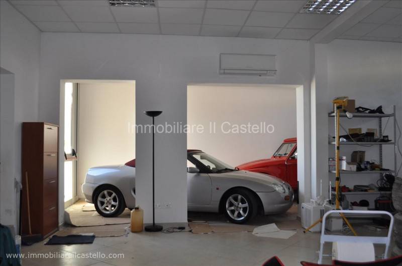 Attività  commerciale Porto, Castiglione del Lago