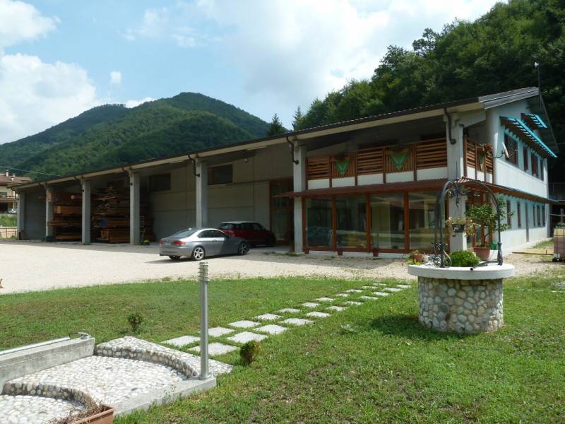 Capannone Via Guglielmo Marconi, Badia Calavena