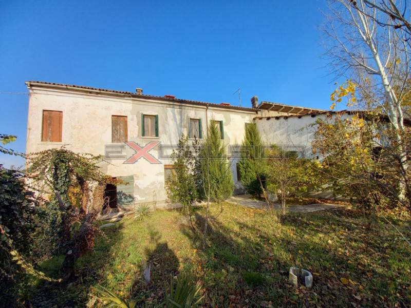 Casa indipendente Pezzoli, Ceregnano