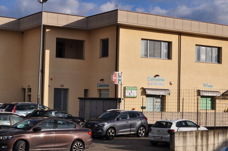 Negozio San Giustino Valdarno, Loro Ciuffenna