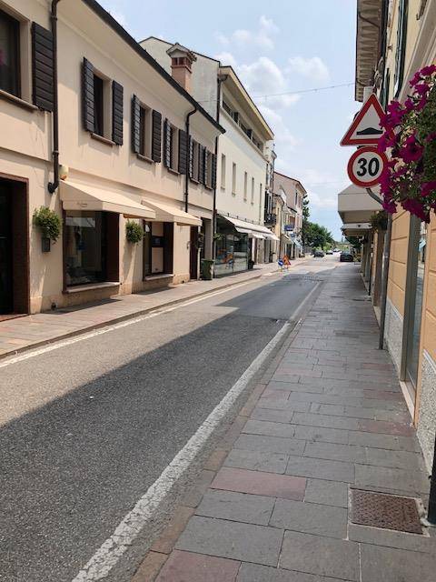Negozio Suzzara - Centro, Suzzara
