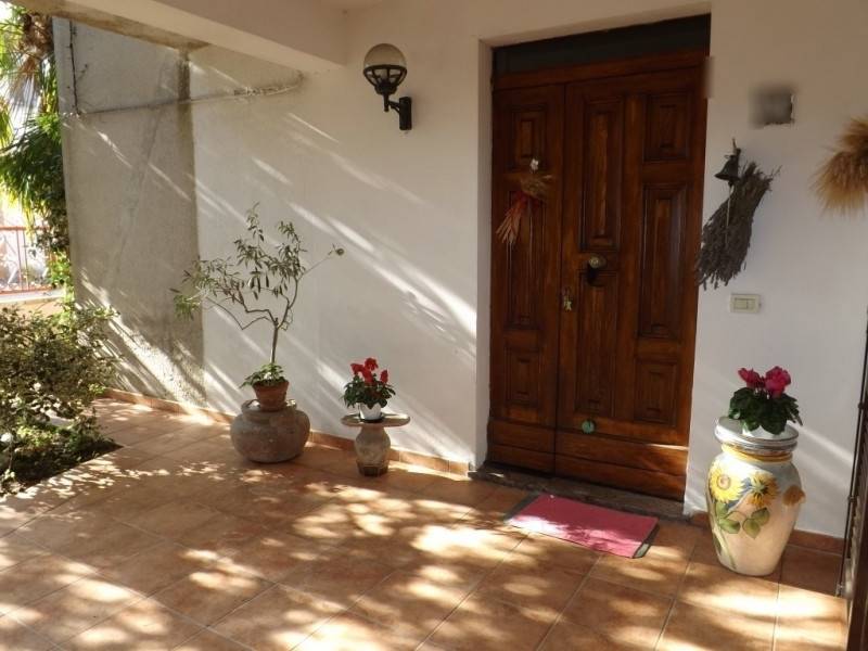 Casa Bi - Trifamiliare Vicolo delle Carceri, Arcevia