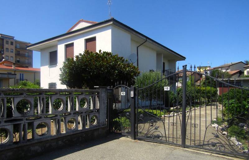 Villa Sannazzaro Dè Burgondi, Sannazzaro de' Burgondi