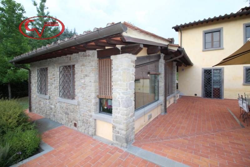Villa Via Brunetto Latini, Montevarchi