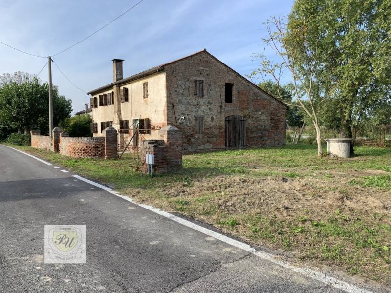 Rustico Grompa, Villa Estense