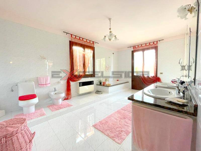 Casa indipendente Rivà, Ariano nel Polesine