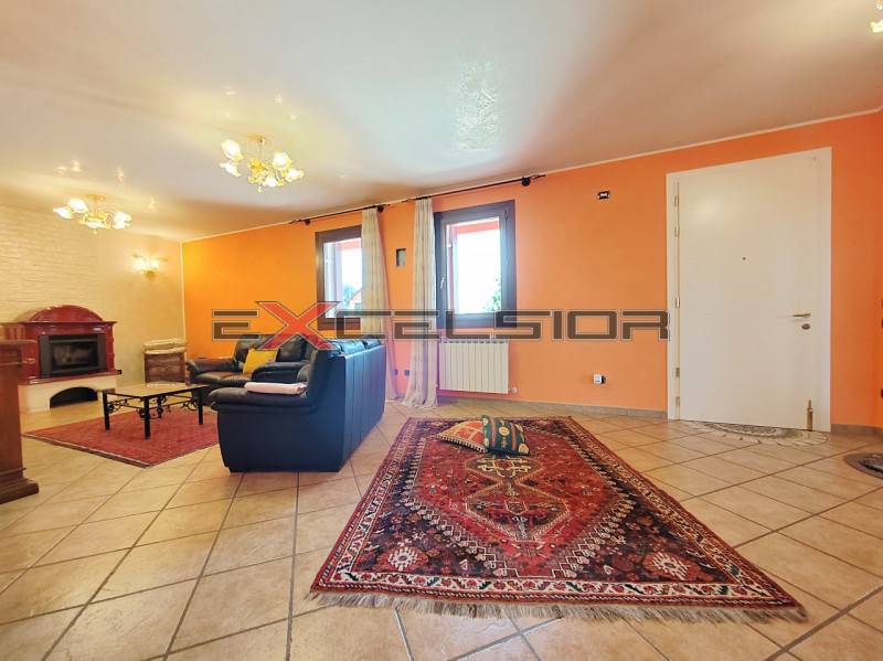 Villa Largo Daniele Manin, Cavarzere