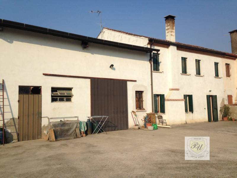 Casa Bi - Trifamiliare, Megliadino San Vitale