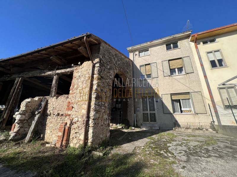 Casa indipendente Santorso, Santorso