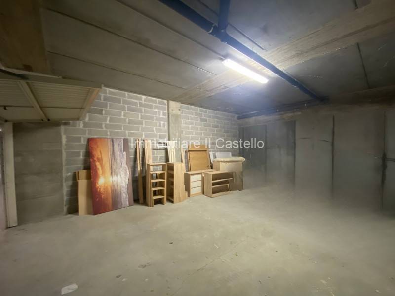 Box - Garage - Posto Auto Castiglione del Lago, Castiglione del Lago
