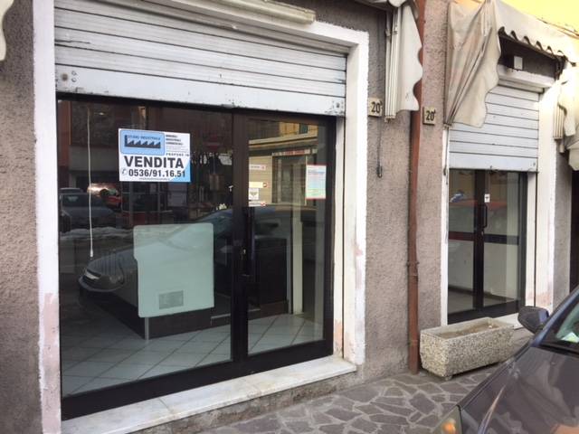 Negozio Veggia, Casalgrande