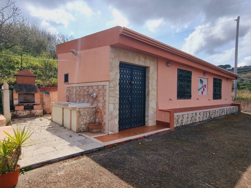 Casa indipendente, San Pier Niceto