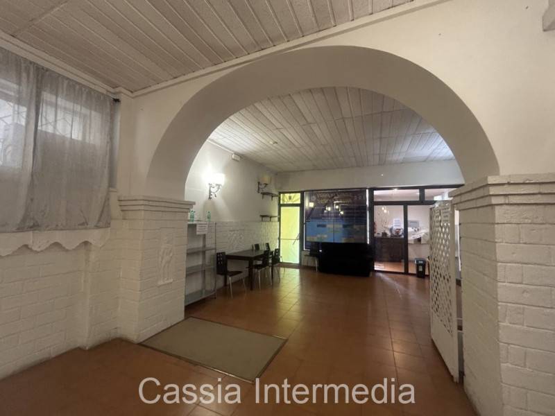 Negozio, Nepi