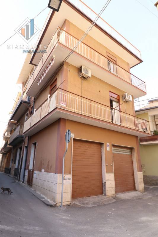 Casa indipendente Palagonia, Palagonia