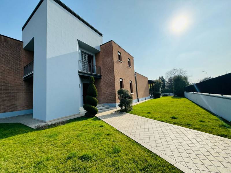 Villa, Calvisano