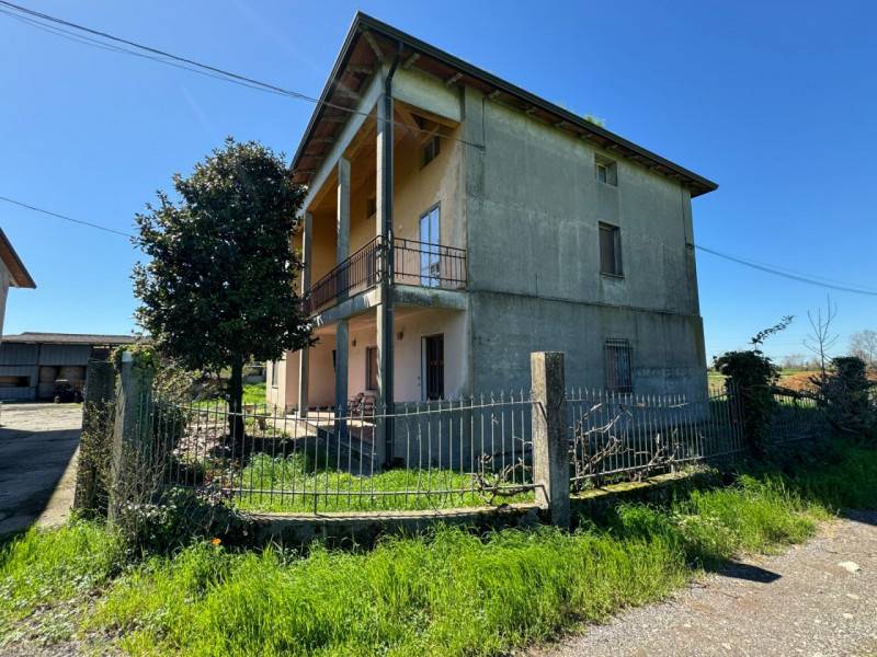 Villa, Calvisano