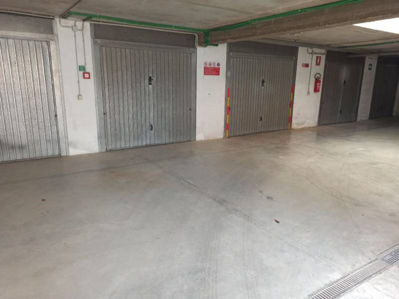 Box - Garage - Posto Auto Castiglione del Lago, Castiglione del Lago