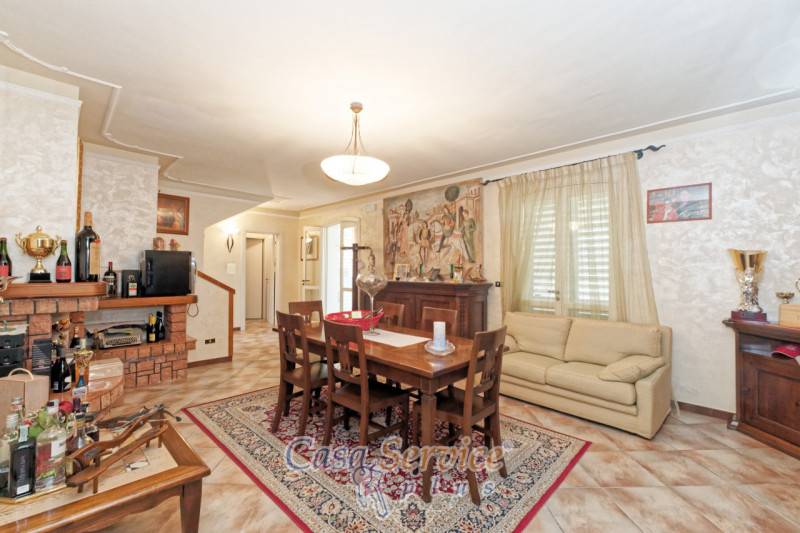 Villa Cutrofiano, Cutrofiano