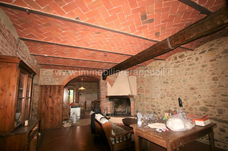 Rustico Lucignano, Lucignano